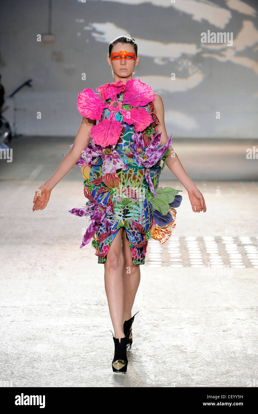 Manish arora dresses online