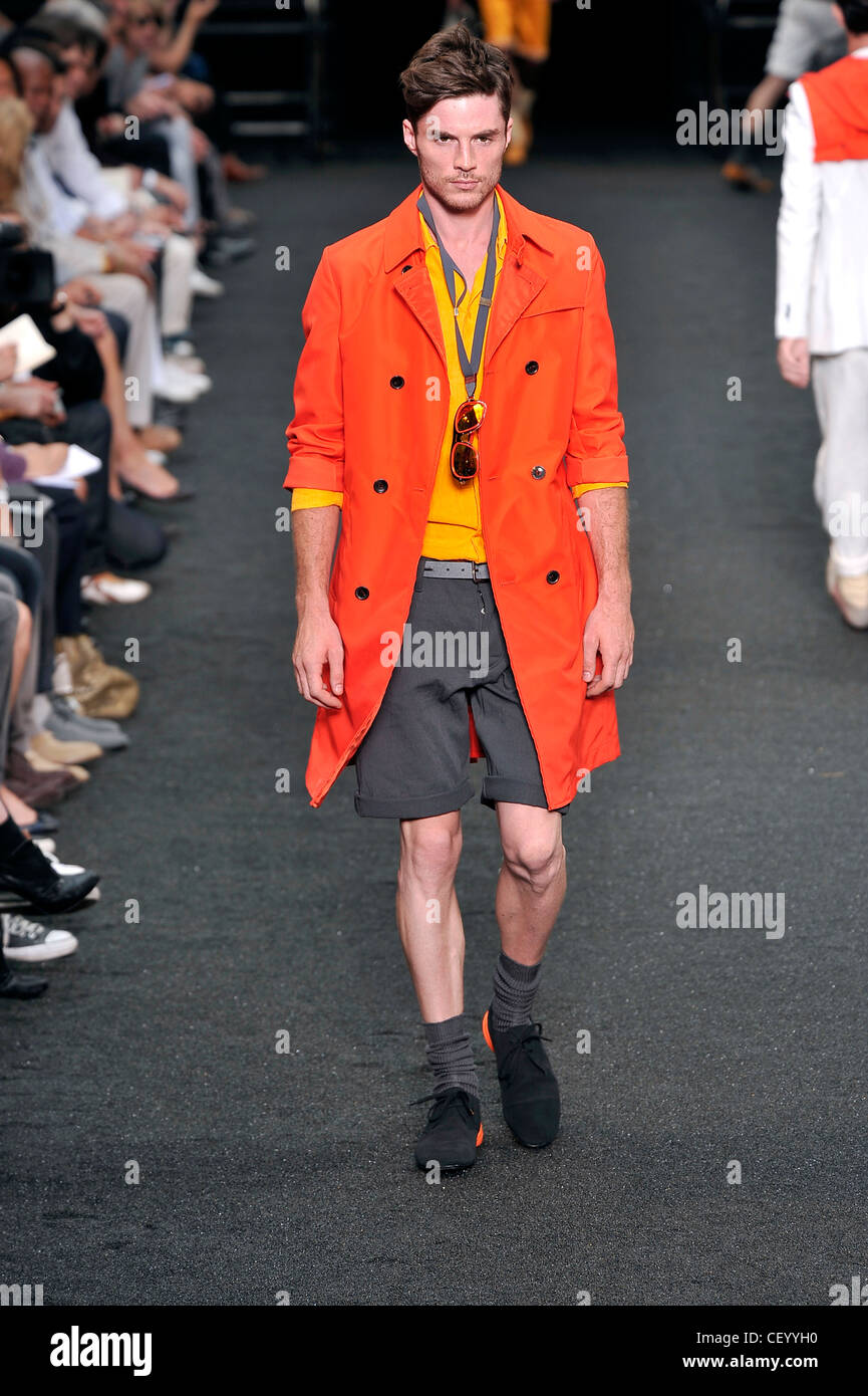 Louis Vuitton Paris Ready to Wear Spring Summer Male model wearing