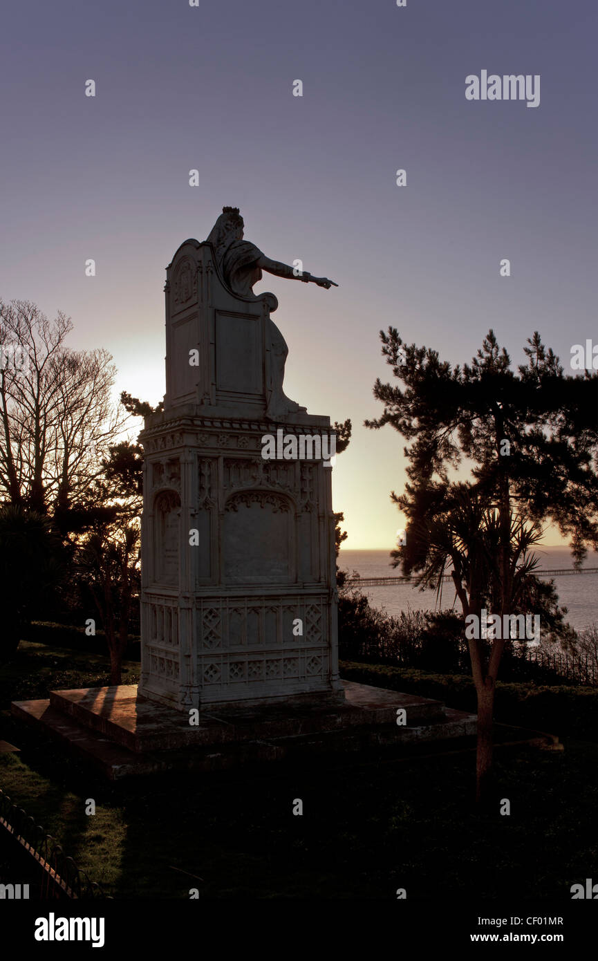 Queen Victoria Statue on Clifftown Parade in SouthendonSea, Essex