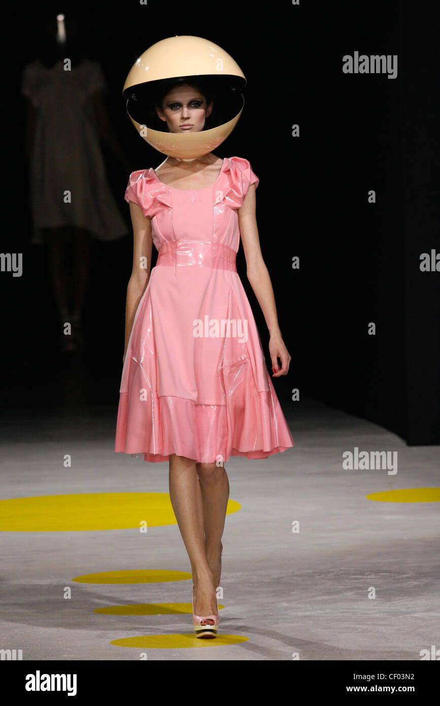 floaty pink dress