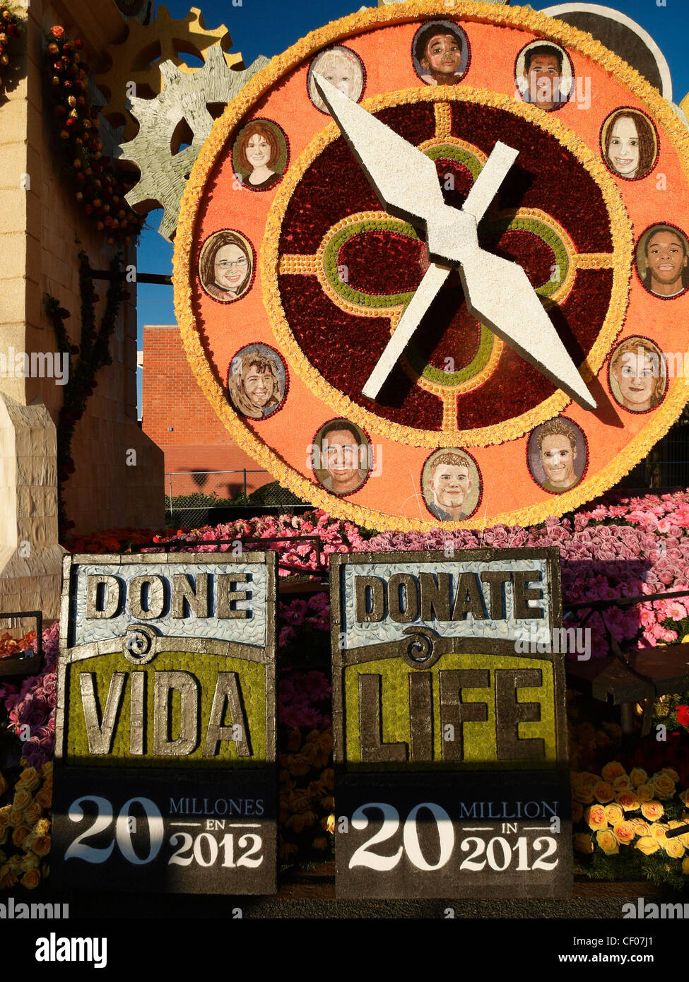 2012 Rose Parade Float High Resolution Stock Photography and Images - Alamy