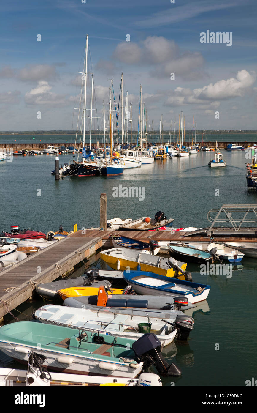 UK, England, Isle of Wight, Yarmouth marina, boats moored in the harbour Stock Photo