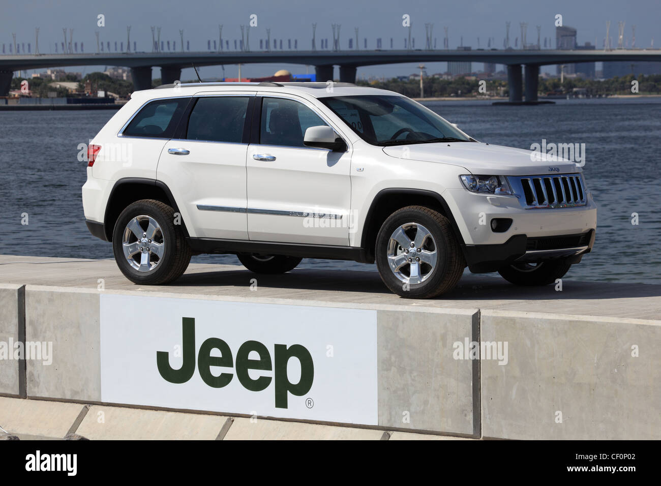 Jeep Grand Cherokee High Resolution Stock Photography And Images Alamy
