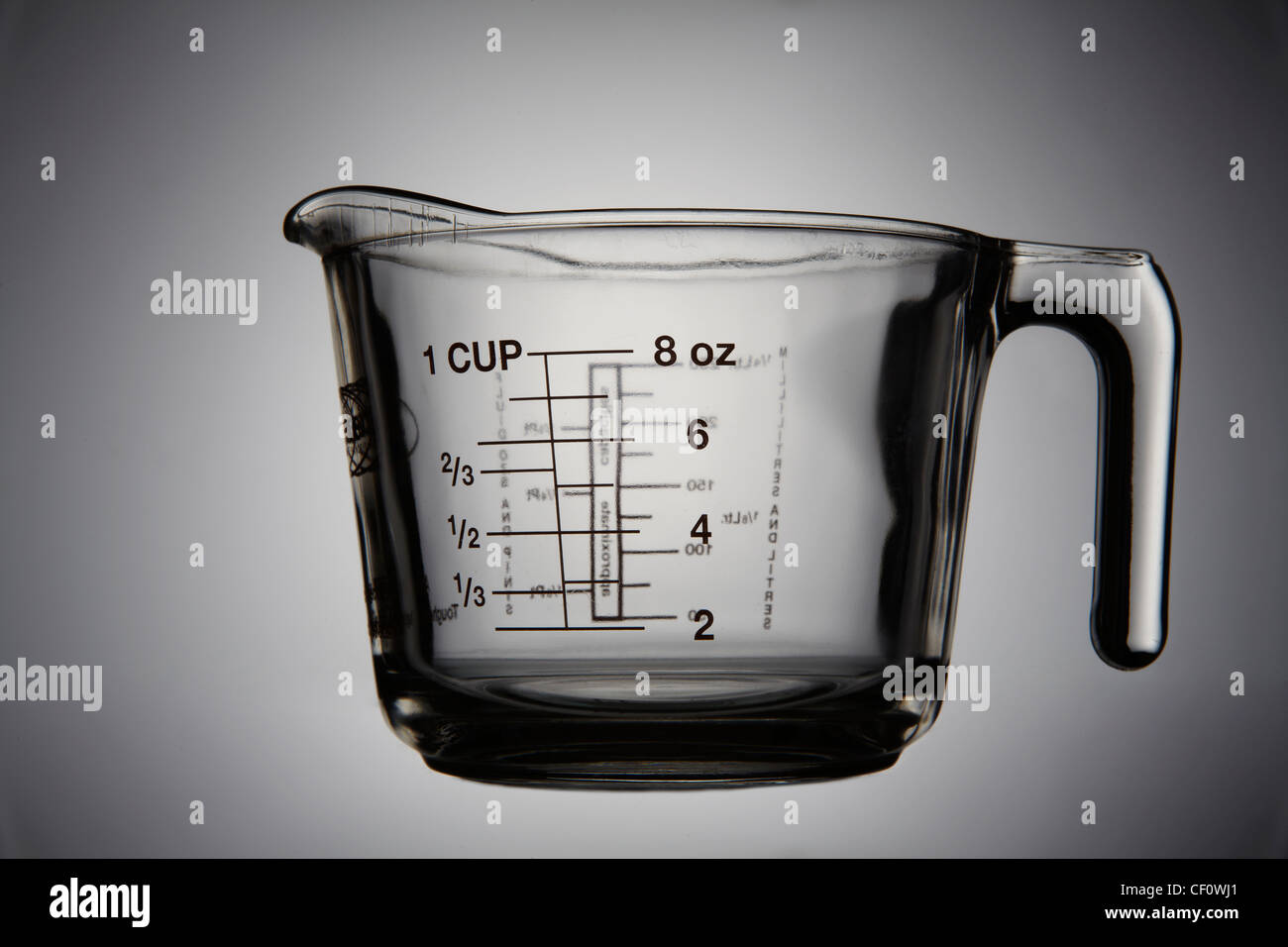 Pyrex Glass Measuring Cup Stock Photo - Download Image Now - Borosilicate  Glass, Measuring Cup, Crockery - iStock