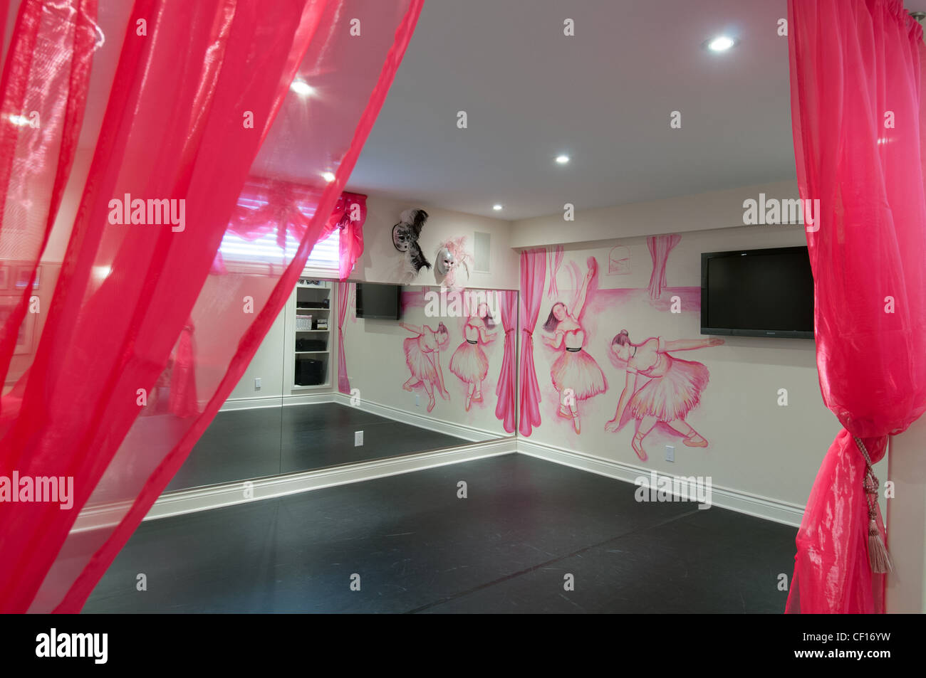 Private Dance Studio In Luxury Residential Home Stock Photo Alamy