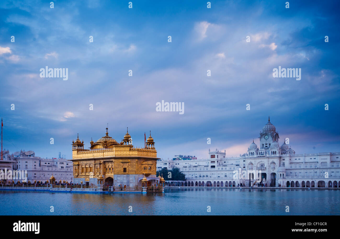 Golden temple amritsar hi-res stock photography and images - Alamy