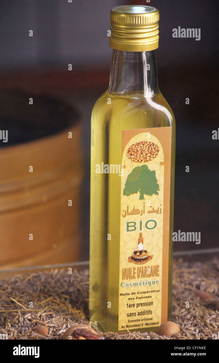 Download Argan Oil Bottle High Resolution Stock Photography And Images Alamy PSD Mockup Templates