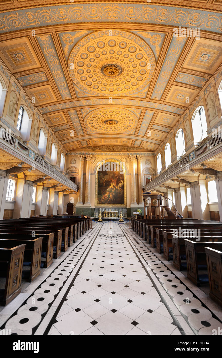 The interior of the Chapel of St Peter and St Paul at the Old Royal Naval College in Greenwich. The original chapel was destroye Stock Photo