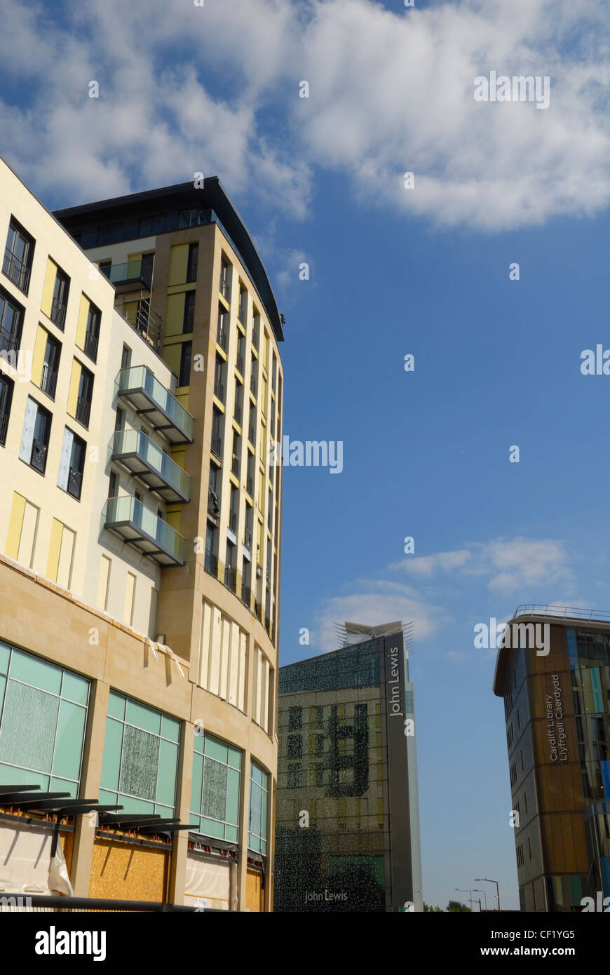 The new St David's development and Cardiff Central Library Stock Photo