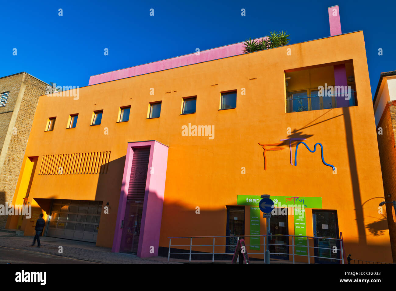 The exterior of the Fashion and Textile Museum (FTM), designed by Mexican architect Ricardo Legorreta. The museum was founded by Stock Photo