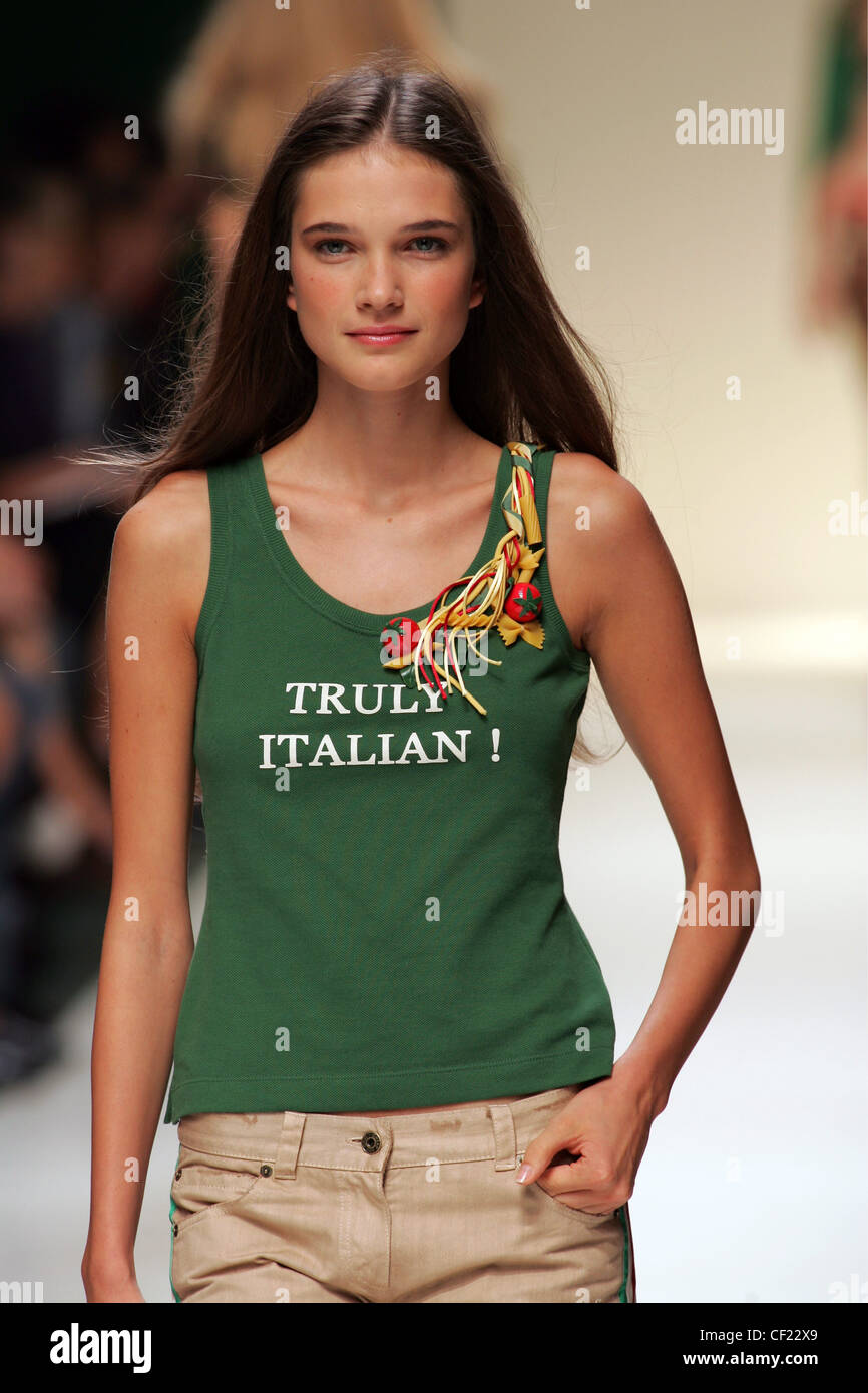 Italian Alternative Models Italian influenced hi-res stock photography and images - Alamy