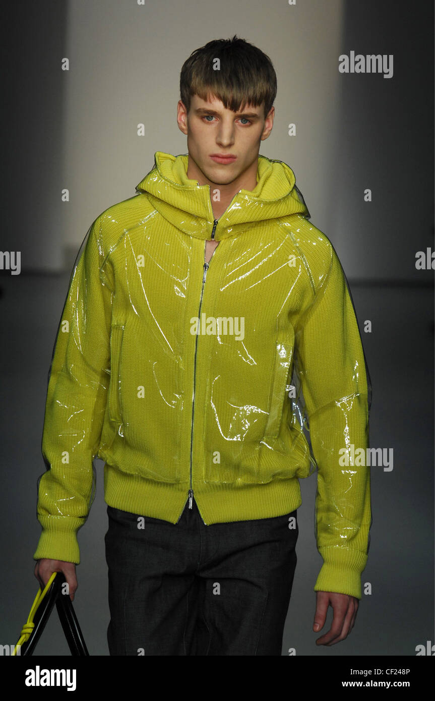 Neon yellow calvin klein hotsell