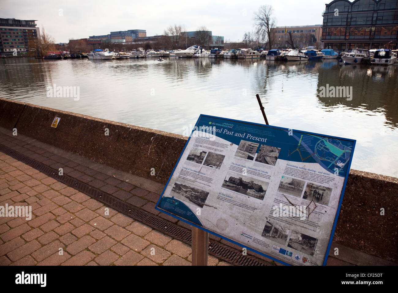 The Brayford Pool is a natural lake formed from a widening of the River Witham in the centre of City of Lincoln Stock Photo