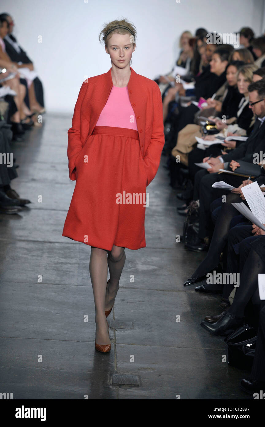 Salmon skirt hi res stock photography and images Alamy
