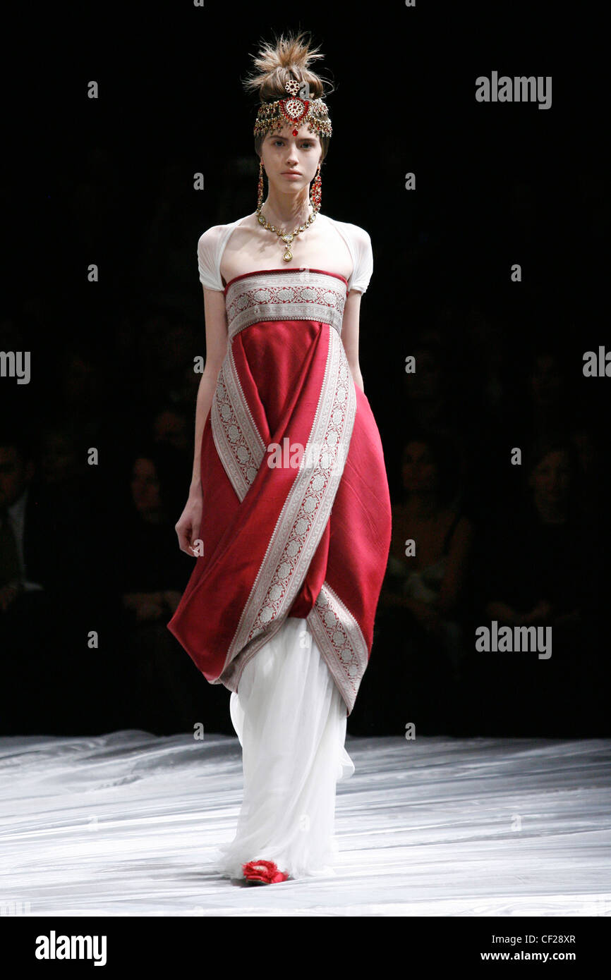 Alexander McQueen for Givenchy (Part 3 of 3) Haute Couture Automne