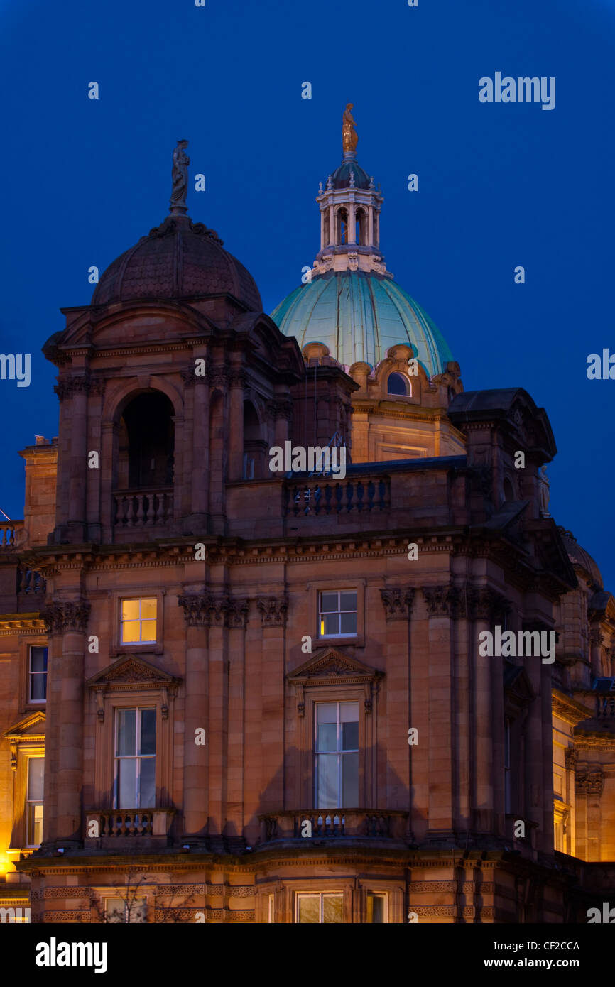 The Bank of Scotland head office on The Mound, a prominent feature of the Edinburgh skyline. Construction of this impressive bui Stock Photo