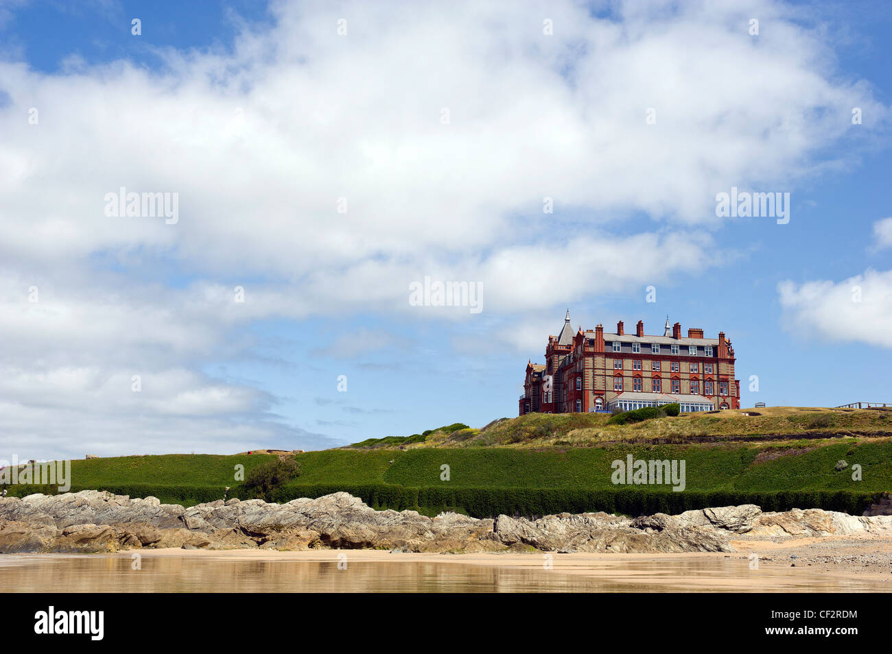 The Headland Hotel, a Grade II listed building on a designated Site of Special Scientific Interest on the Cornish coast. Stock Photo