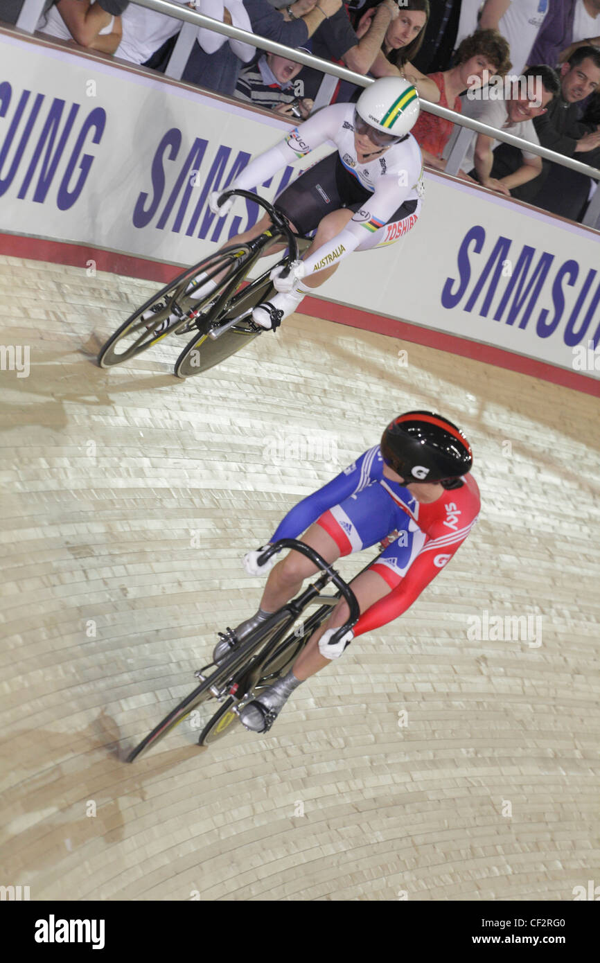 London olympic velodrome track cycling bike racing arch sprint rivals Victoria Pendleton and Anna Meares Stock Photo