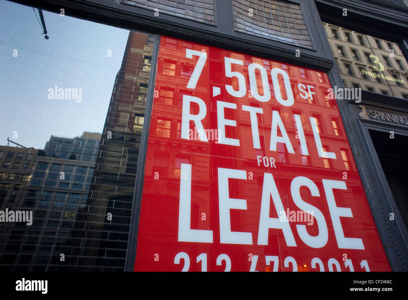 Rent retail space hires stock photography and images Alamy