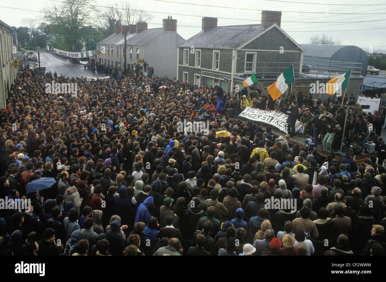 Troubles northern ireland 1980 hires stock photography and images Alamy
