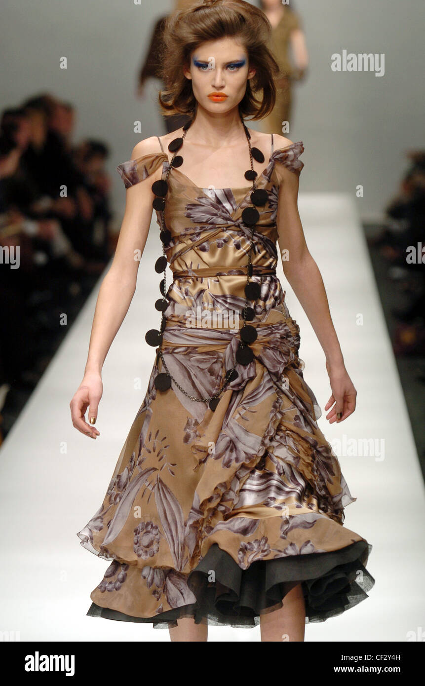 Moschino Milan Ready to Wear Autumn Winter Printed satin and chiffon petticoat dress Stock Photo