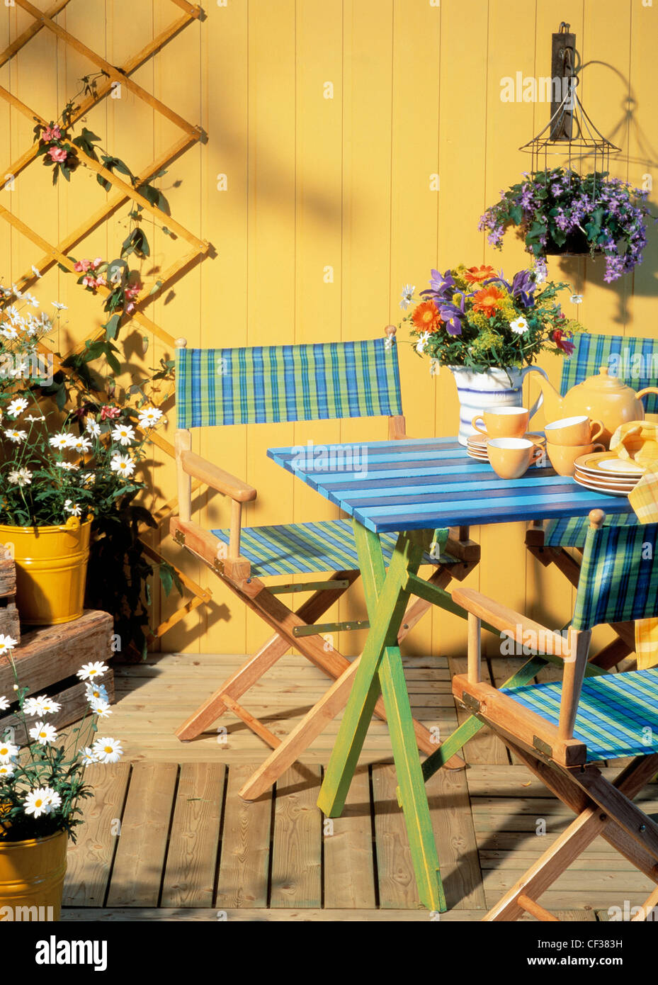 Renovating furniture, flea market finds an old garden table has been