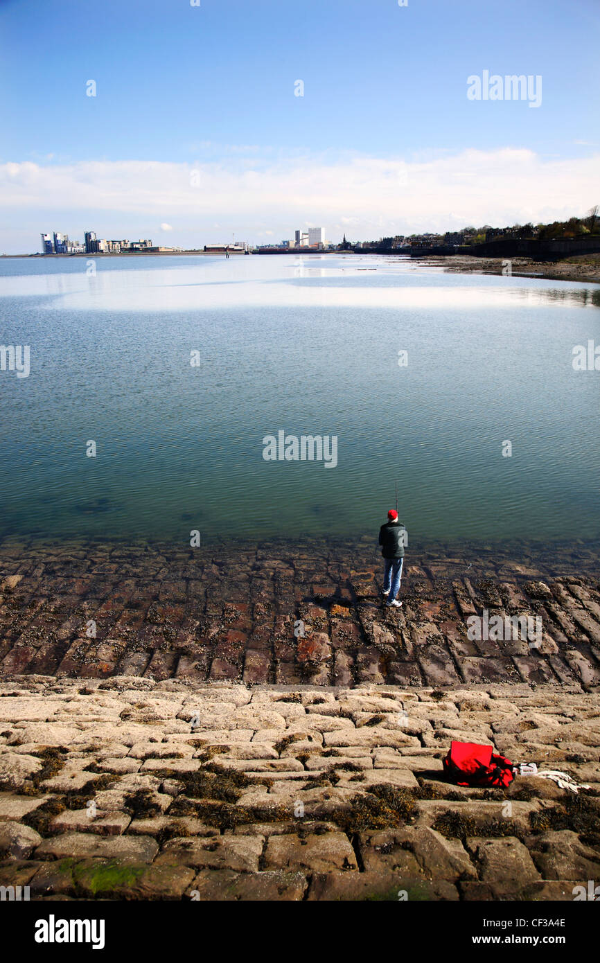 Edinburgh granton harbour hires stock photography and images Alamy