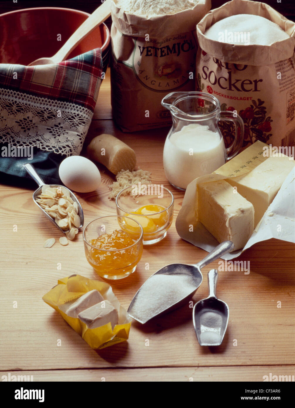 Salt of hartshorn hires stock photography and images Alamy