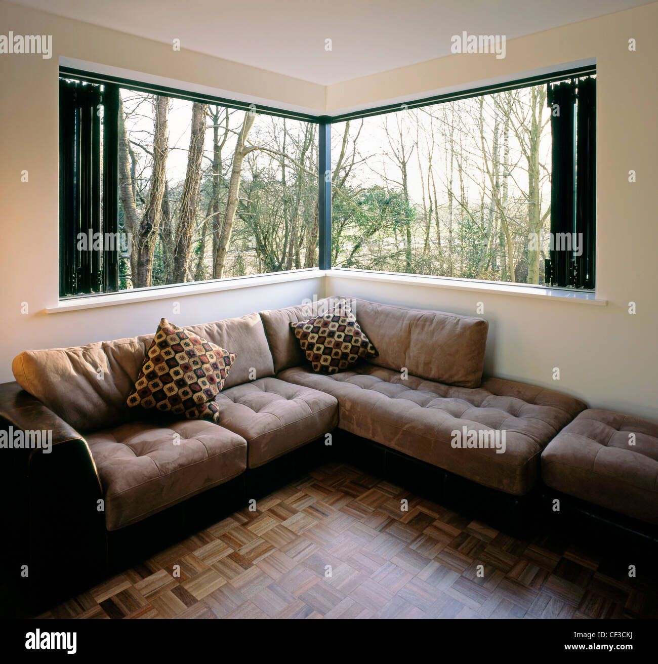 Art Deco House Located in Guildford, Surrey the house incorporates a