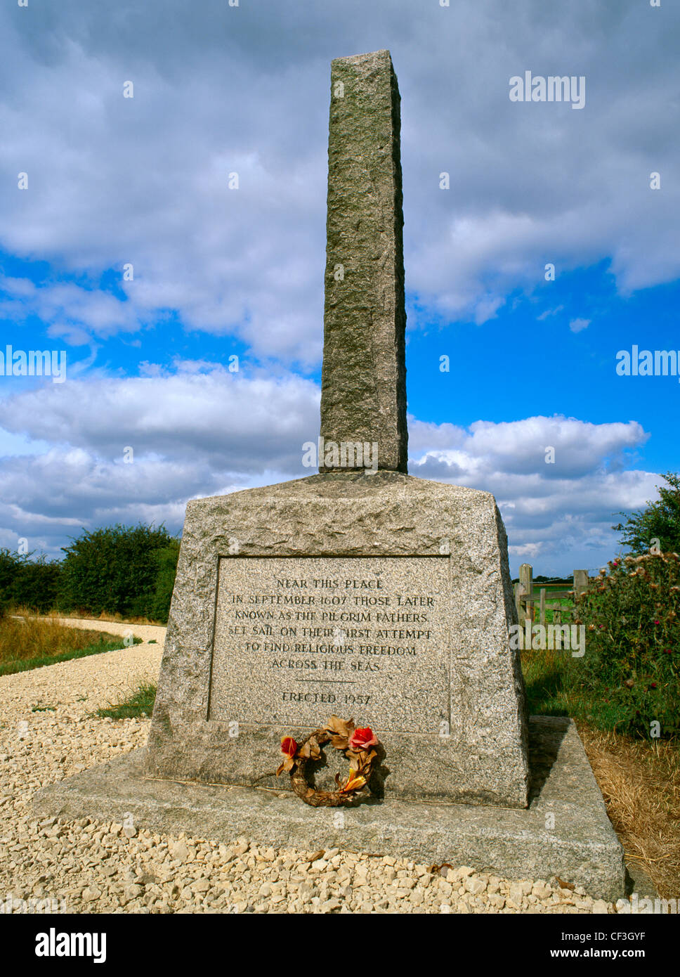 Modern memorial to the Pilgrim Fathers beside The Haven, the wide channel of the River Witham running from Boston port to The Wa Stock Photo