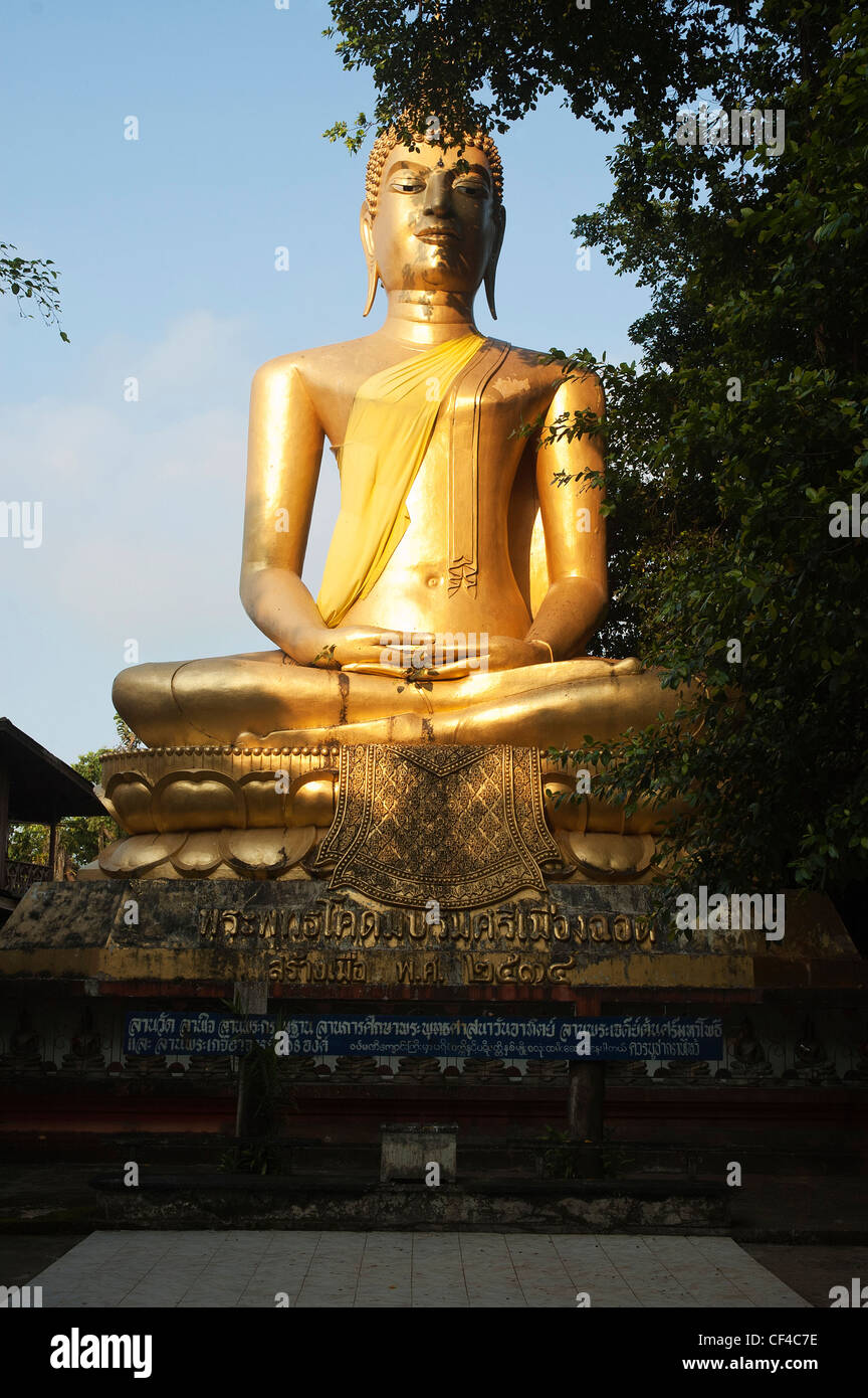 Elk208-2056v Thailand, Mae Sot, Wat Aranyakhet, Buddhai image Stock Photo