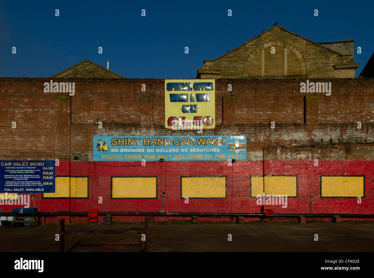 Shiny Hand Car Wash, Thornton Road, Bradford City Centre Stock Photo