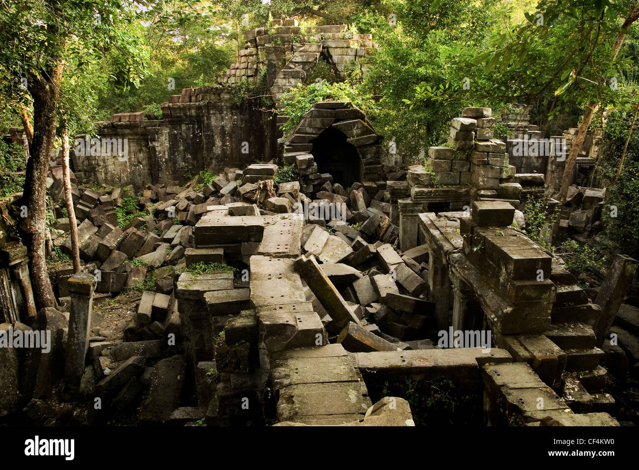 Beng Mealea Ancient Temple Ruins In The Jungle Cambodia Stock Photo Alamy