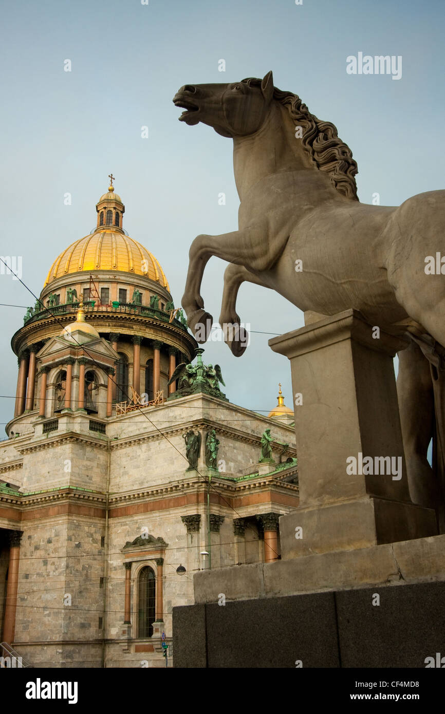 Russia Saint-Petersburg Saint Isaac's Cathedral or Isaakievskiy Sobor ...