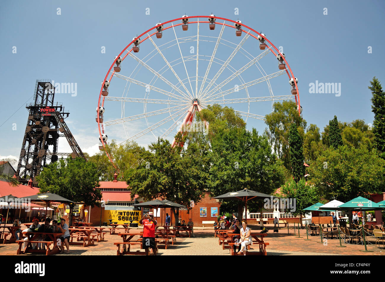 Gold Reef City Theme Park Hi res Stock Photography And Images Alamy