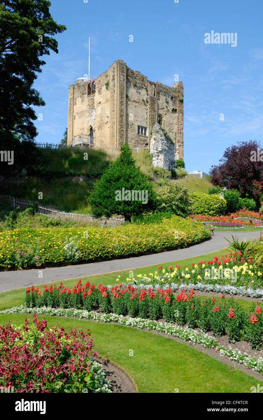 Guildford Castle tower keep and gardens. The castle started out as a Norman motte and bailey castle, built soon after 1066. Unde Stock Photo