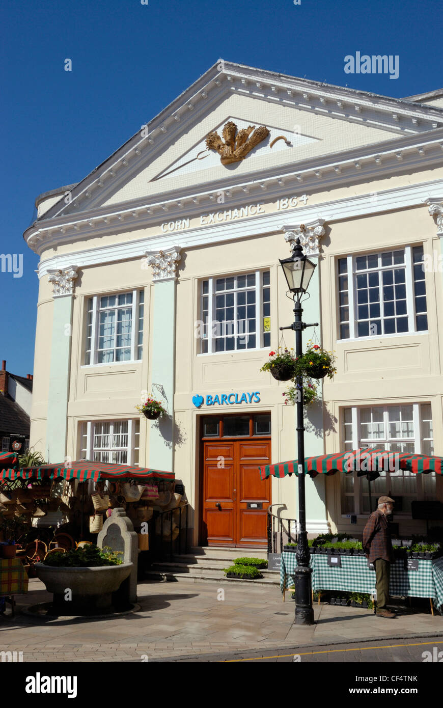 Romsey market town hi-res stock photography and images - Alamy