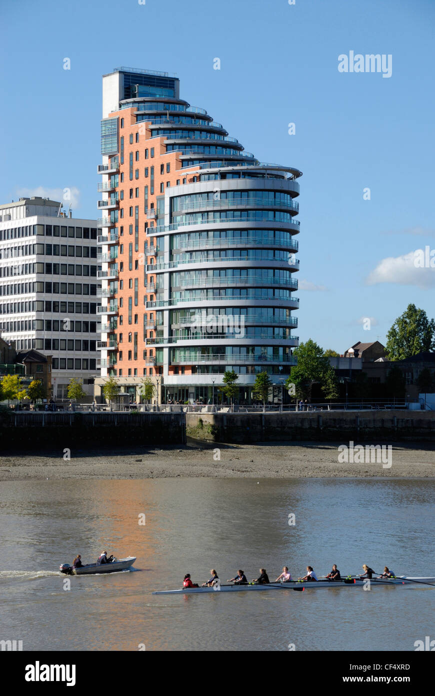 Apartments putney modern hi-res stock photography and images - Alamy