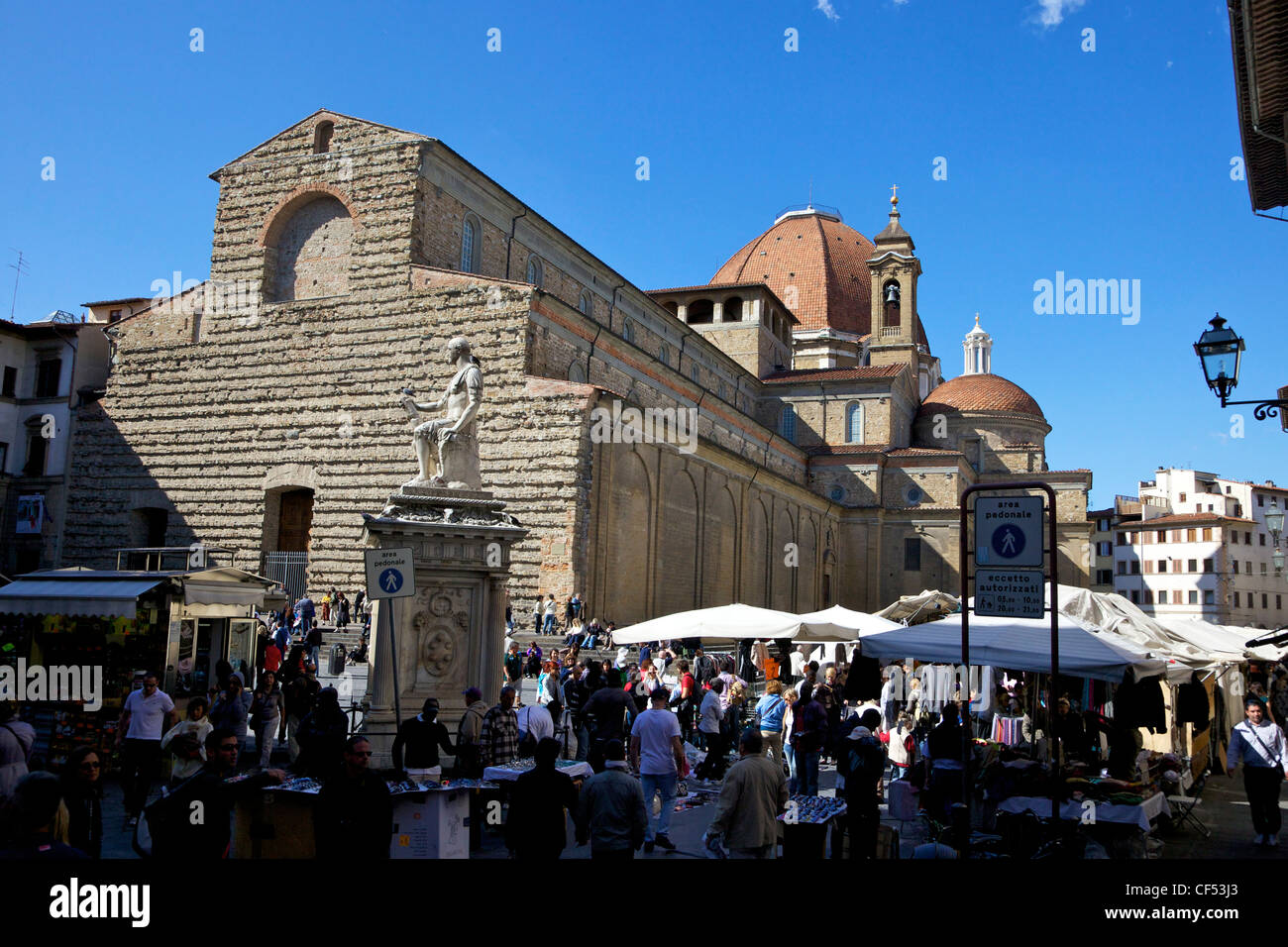 Market in Piazza San Lorenzo, Basilica of San Lorenzo, Florence, Tuscany, Italy, Europe Stock Photo