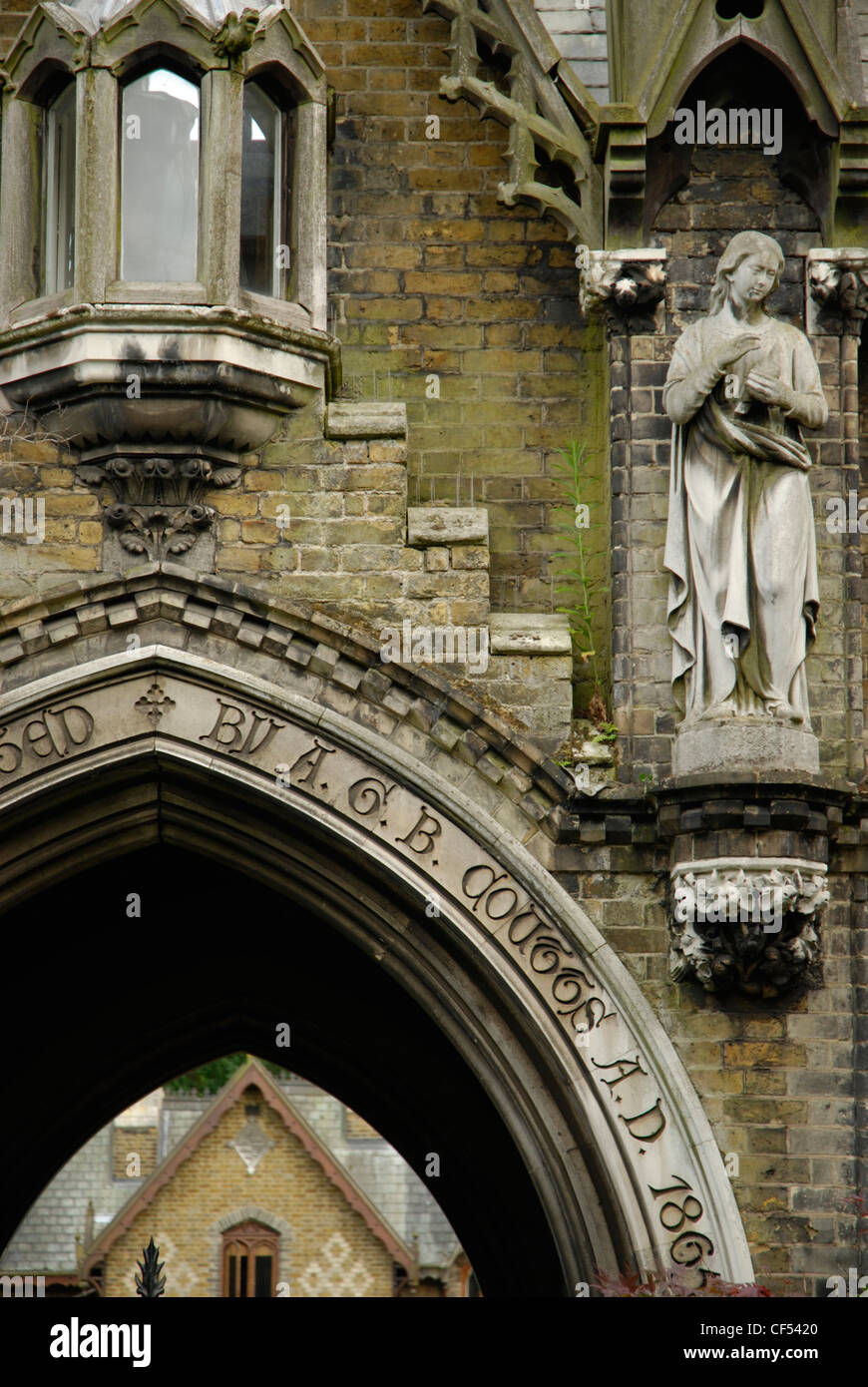 A close up of a statue at the entrance to Holly Village in Swains Lane. Stock Photo