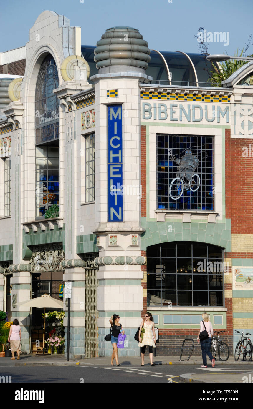 The Bibendum Restaurant and Oyster Bar on Fulham Road. Stock Photo