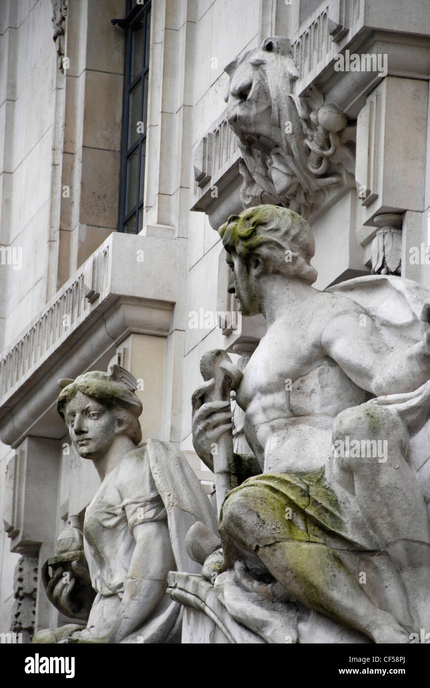 Stone Statues Uk High Resolution Stock Photography and Images Alamy