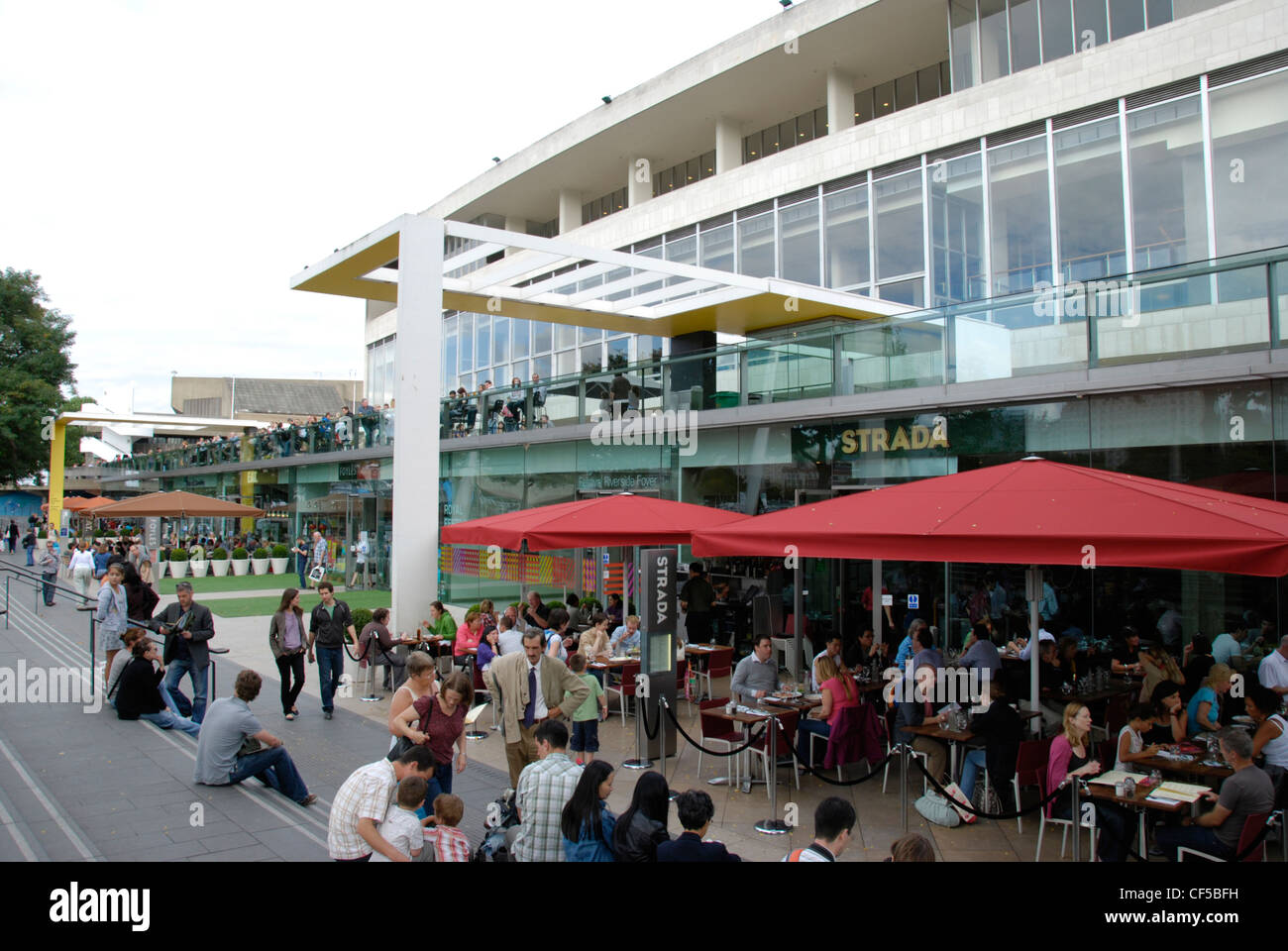 Royal festival hall exterior hi-res stock photography and images - Alamy