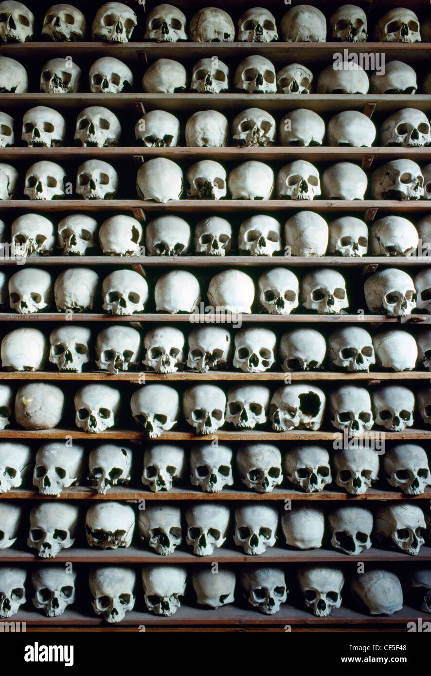 Part of the collection of some 2000 human skulls stacked in the ambulatory passage beneath the High Altar of St Leonard's church Stock Photo