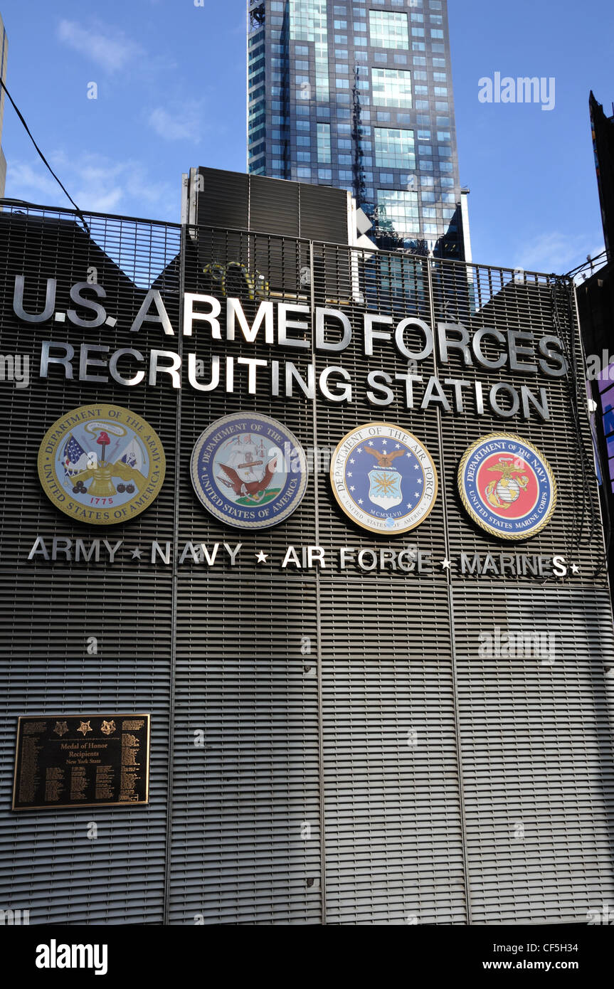 US Armed Forces recruitment station, Times Square, Manhattan, New York City, USA Stock Photo