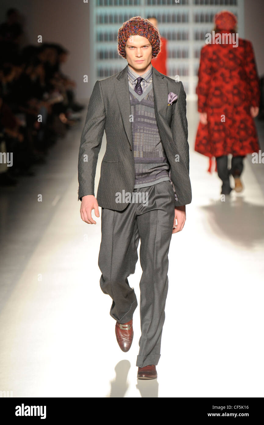 Gianfranco Ferre Milan Menswear Ready to Wear Autumn Winter