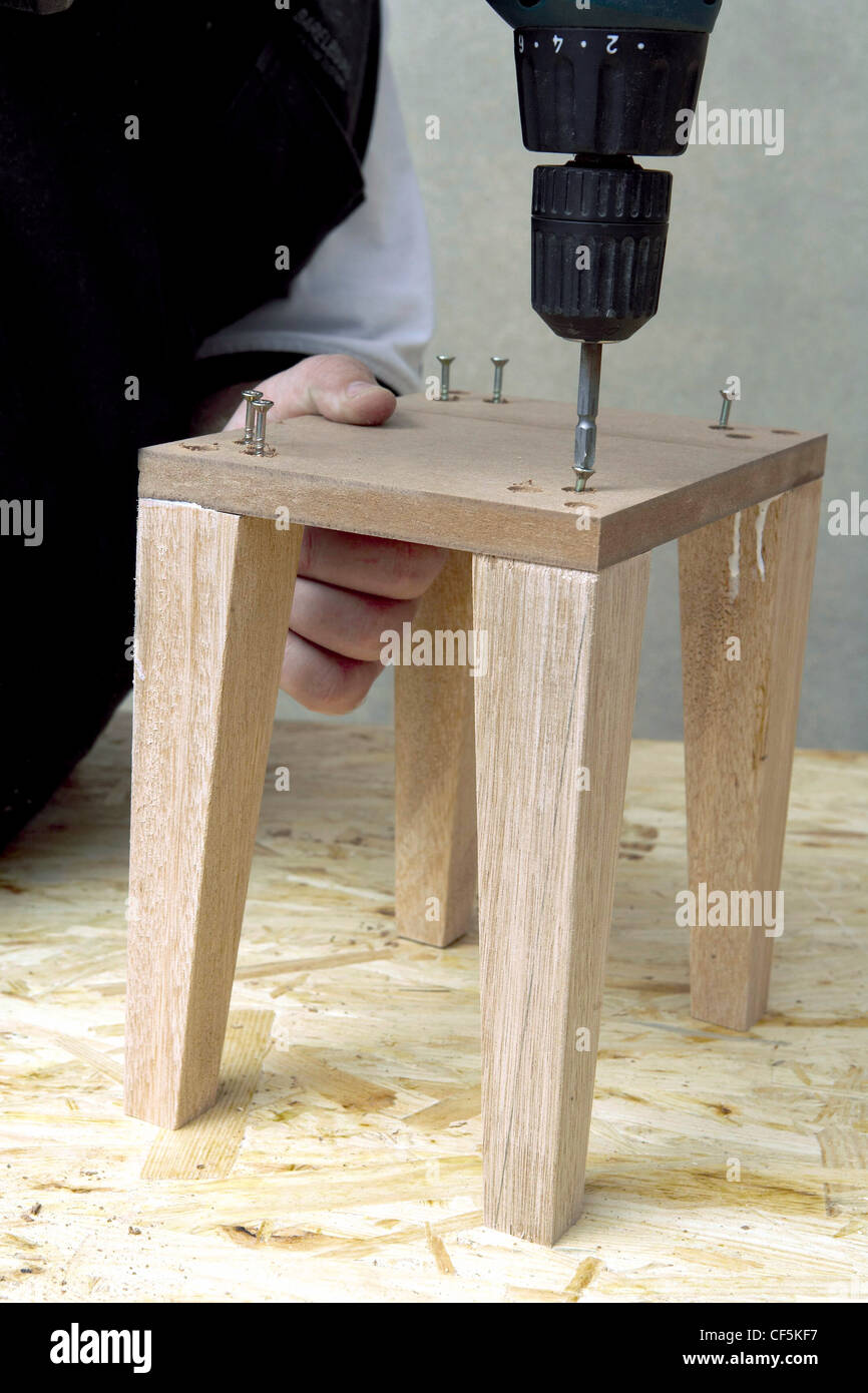 musicthe-masses-make-your-own-cd-and-dvd-storage-rack-step-fix-the-legs