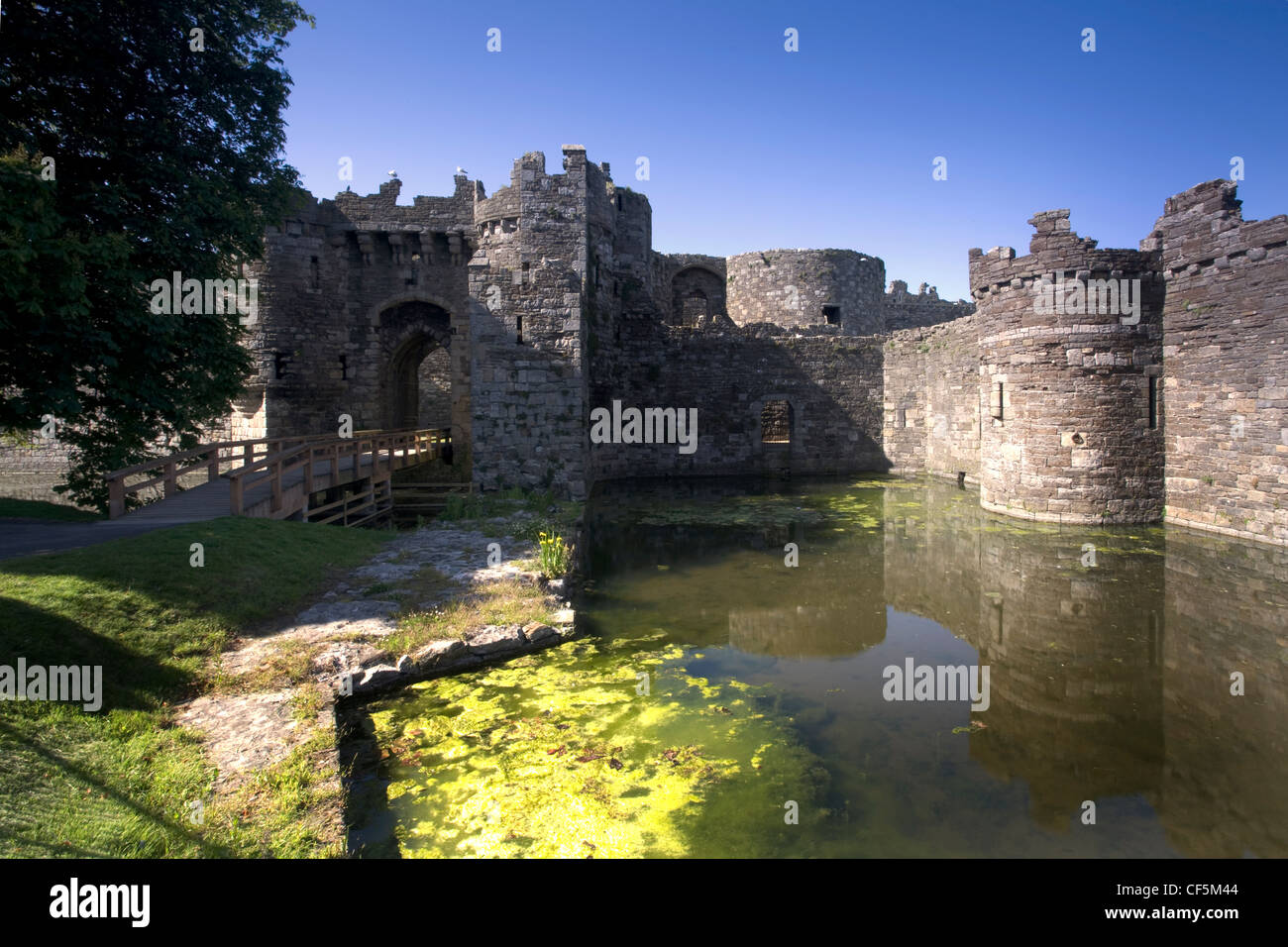 A view toward the entrance of Beaumaris Castle. Beaumaris, begun in ...