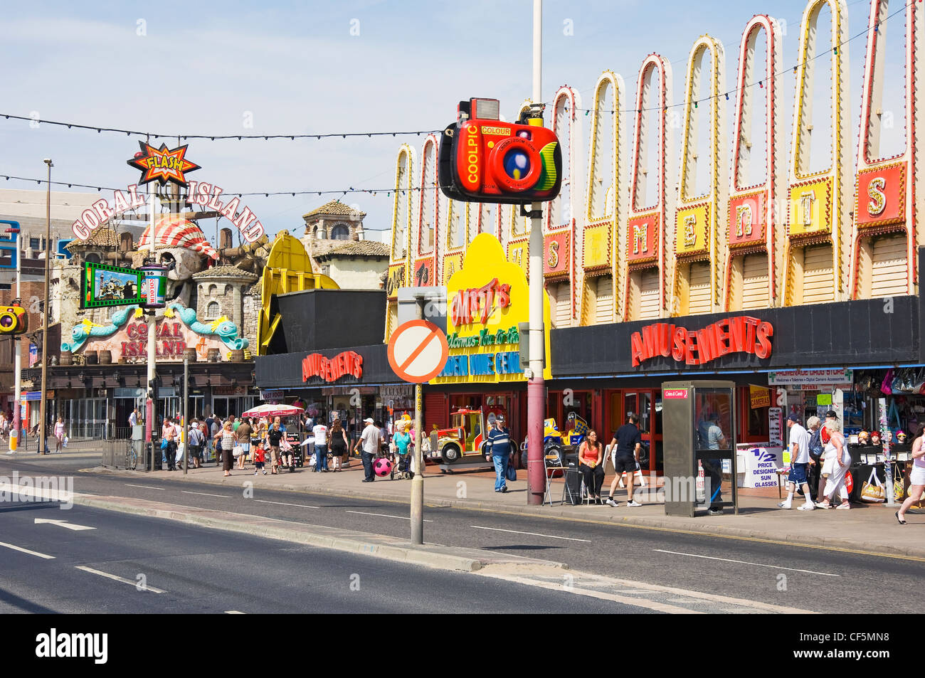 Amusements along the Golden Mile in Blackpool. Stock Photo
