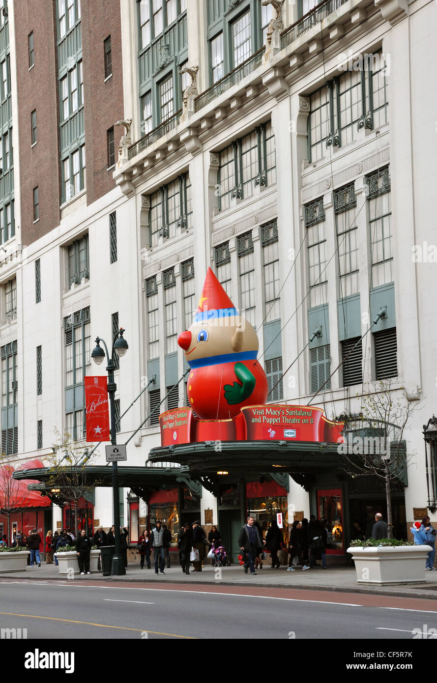 Christmas new york macy hi-res stock photography and images - Alamy